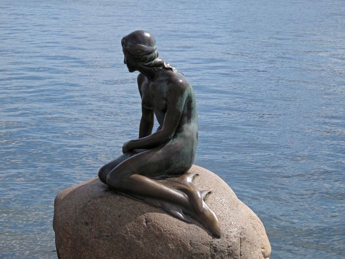 La Petite Sirène est à Copenhague ce que la Tour Eiffel est à Paris