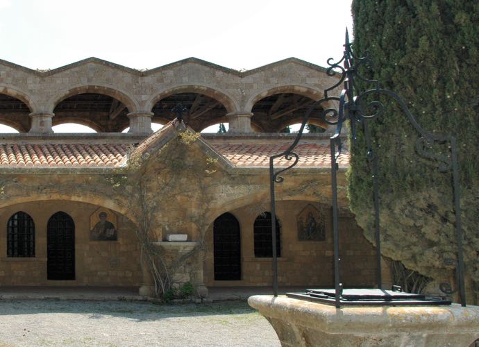 Un monastère... de quoi passer des nuits divines !