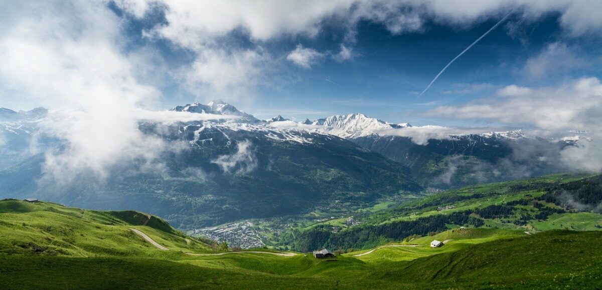 les alpes en été